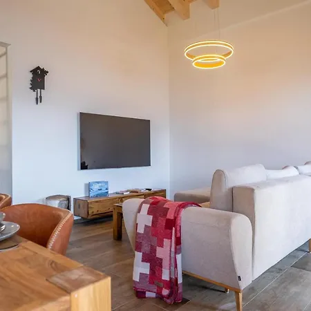 Vieux Valais Beevalais 1 アパート リーデラルプ